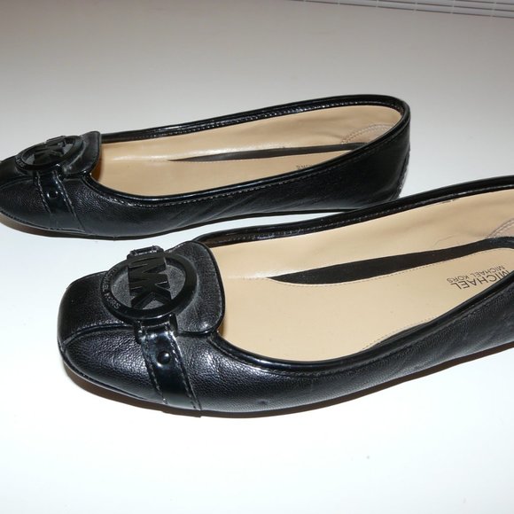 Michael Kors Ladies Flats - 6.5 - Picture 4 of 8